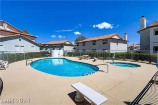 Photo #3: 2628007 Listing 