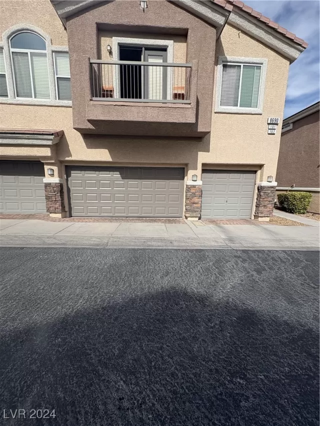 MLS: 2628035 Condo For Sale