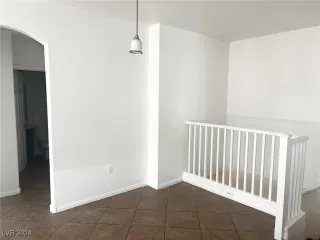 Photo #2: 2628036 Listing 