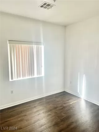 Photo #3: 2628036 Listing 