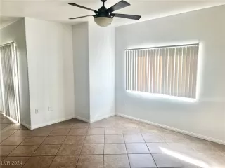 Photo #6: 2628036 Listing 