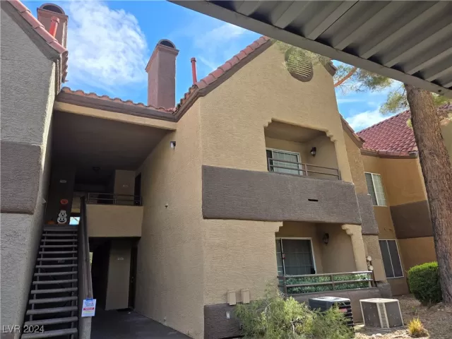 MLS: 2628043 Condo For Sale