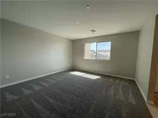 Photo #5: 2628070 Listing 