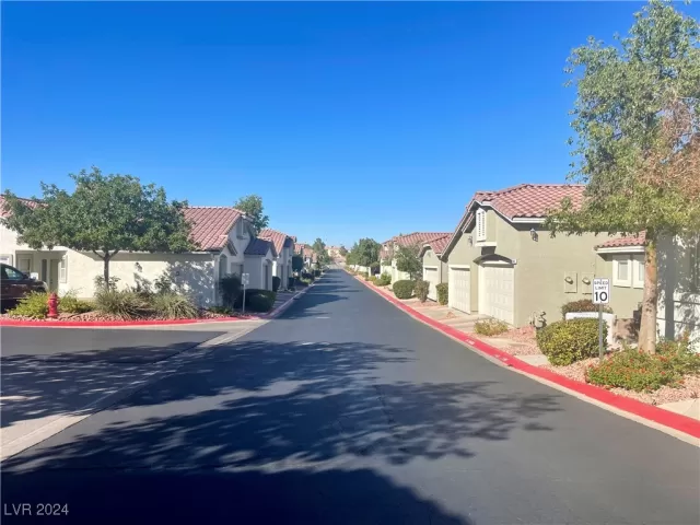 MLS: 2628072 Condo For Sale