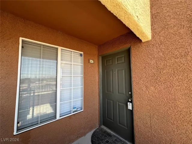 MLS: 2628113 Condo For Sale