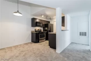 Photo #5: 2628113 Listing 