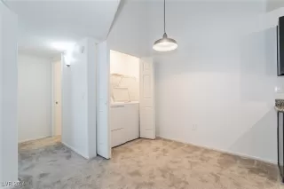 Photo #6: 2628113 Listing 