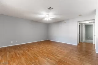 Photo #5: 2628199 Listing