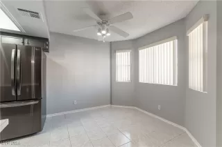 Photo #6: 2628199 Listing