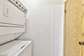 Photo #3: 2628223 Listing 