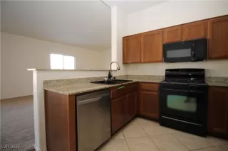 Photo #3: 2628255 Listing 