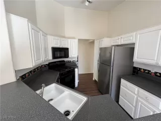 Photo #4: 2628295 Listing 