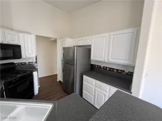 Photo #5: 2628295 Listing 