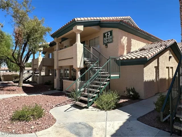 MLS: 2628333 Condo For Sale