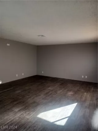 Photo #4: 2628399 Listing 