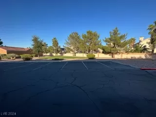 Photo #4: 2628407 Listing 