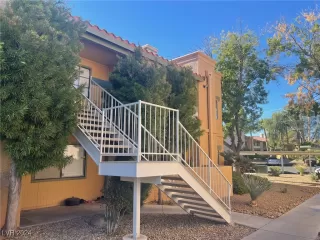 Photo #1: 2628409 Listing