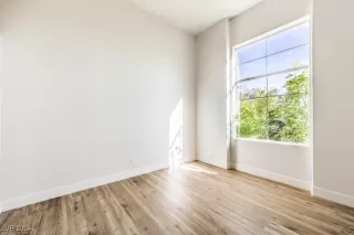 Photo #5: 2628446 Listing