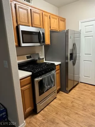 Photo #4: 2628500 Listing