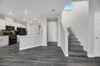 Photo #5: 2628508 Listing 