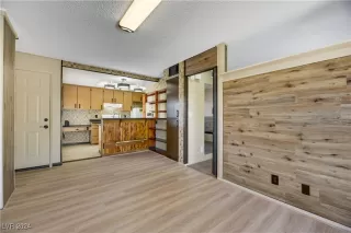 Photo #4: 2628545 Listing