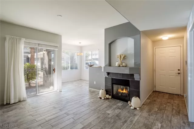 MLS: 2628566 Condo For Sale