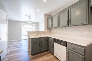 Photo #3: 2628575 Listing 