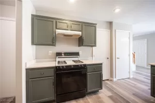 Photo #4: 2628575 Listing 