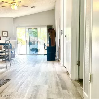 Photo #1: 2628593 Listing 