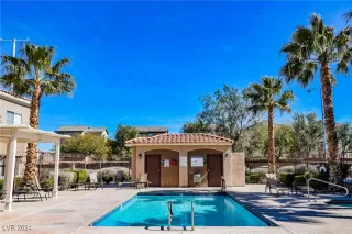 Photo #4: 2628611 Listing