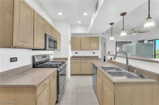 Photo #6: 2628634 Listing