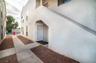 Photo #2: 2628657 Listing 