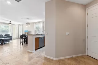 Photo #6: 2628668 Listing 