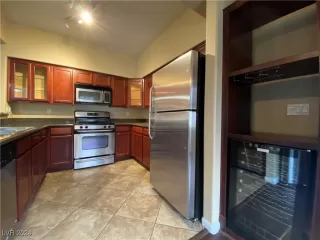 Photo #4: 2628673 Listing 