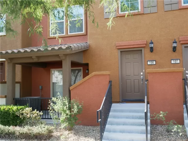 MLS: 2628692 Condo For Sale