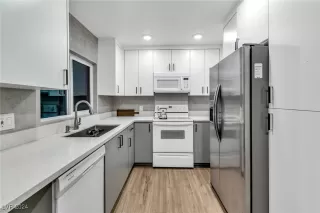 Photo #4: 2628736 Listing 