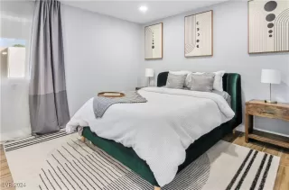 Photo #4: 2628738 Listing