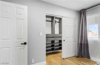 Photo #5: 2628738 Listing