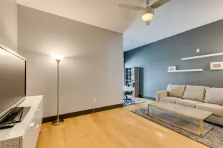 Photo #4: 2628748 Listing 