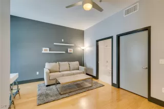 Photo #6: 2628748 Listing 