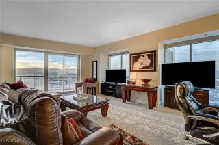 Photo #2: 2628770 Listing