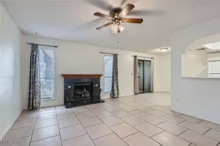 Photo #5: 2628776 Listing