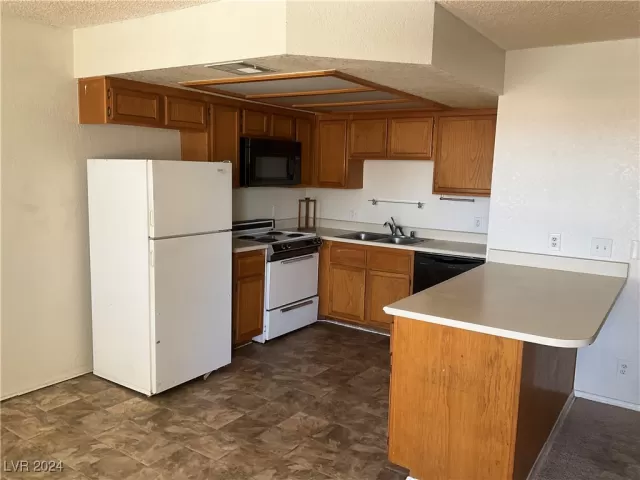 MLS: 2628781 Condo For Sale