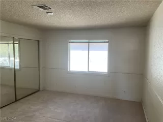 Photo #4: 2628781 Listing 