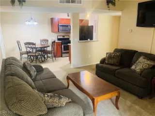 Photo #2: 2628790 Listing 