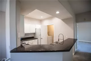 Photo #5: 2628809 Listing 