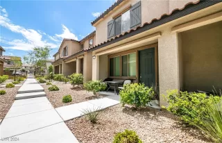 Photo #1: 2628819 Listing 