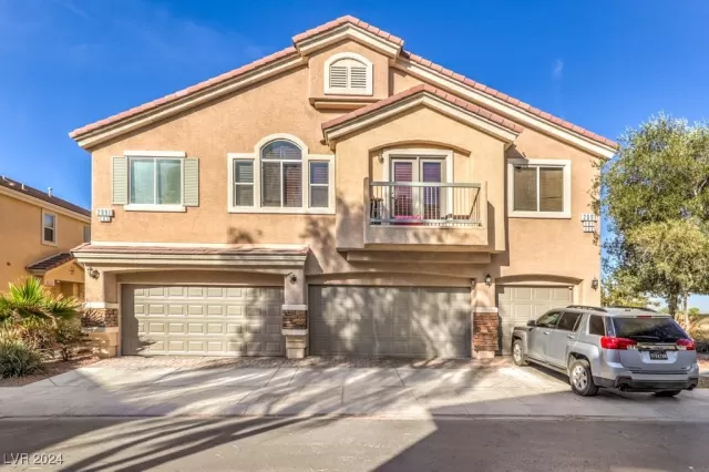 MLS: 2628824 Condo For Sale