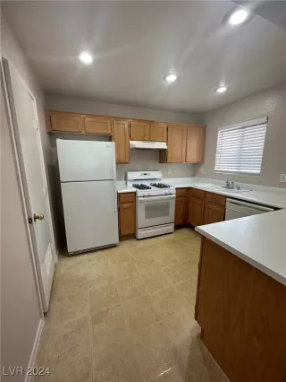 Photo #2: 2628961 Listing 