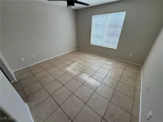 Photo #6: 2628972 Listing 